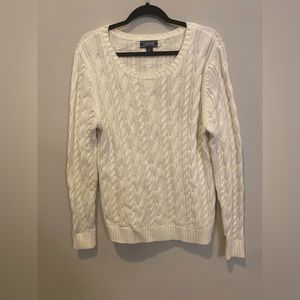 L. LANDS END. Chris Evans sweater season anyone? Super soft and cozy.